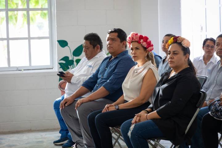 Inicio de la Tradición del Día de Muertos en el Panteón Municipal de Solidaridad